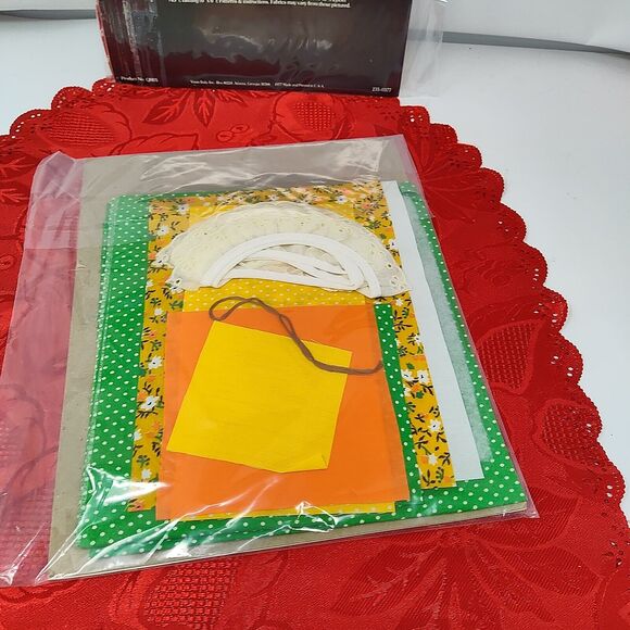 2X Vintage Yours Truly Strawberry & Citrus Perky Pillow Kit, 1977 MadeIn USA New - Picture 2 of 7